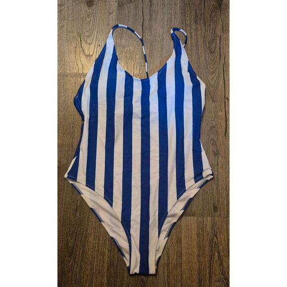 NWT Cupshe Striped One-piece Swimsuit Bathingsuit Women's Size Large - Picture 1 of 3